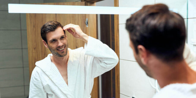 Diez días de postoperatorio injerto capilar con el Dr. Bruno Jacobovski Diez días de postoperatorio injerto capilar con el Dr. Bruno Jacobovski